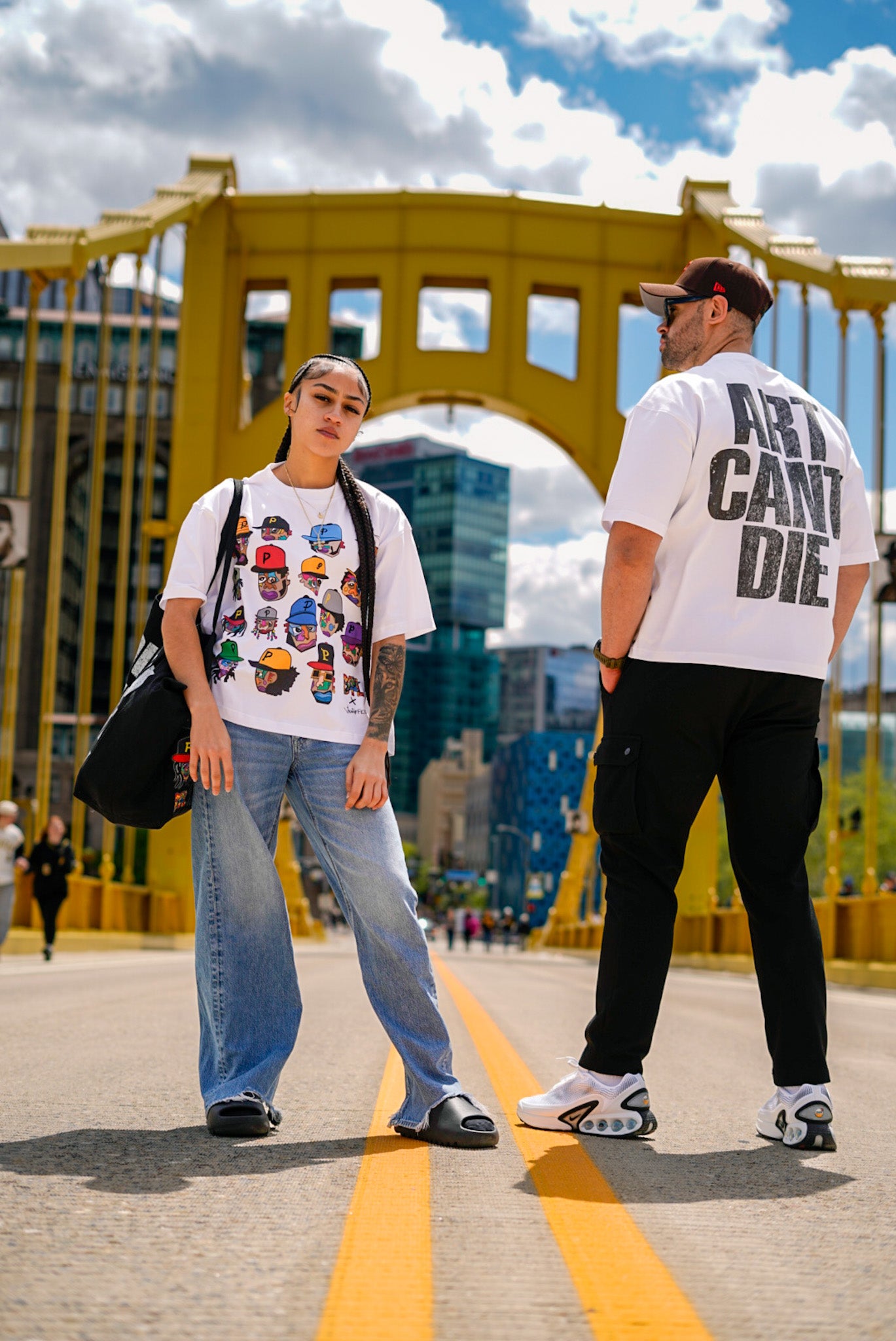 UNORDINARY PEOPLE TEE